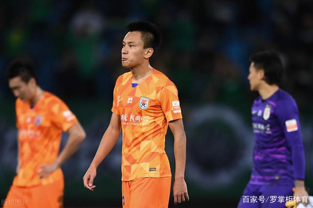 穆里尼奥力挺维尼修斯，揭秘足球场上的隐秘霸凌
